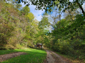 Rustic Retreat in the Hocking Hills